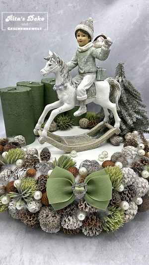 Adventskranz Schaukelpferd