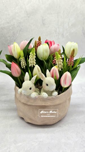 Blumentopf mit Hase