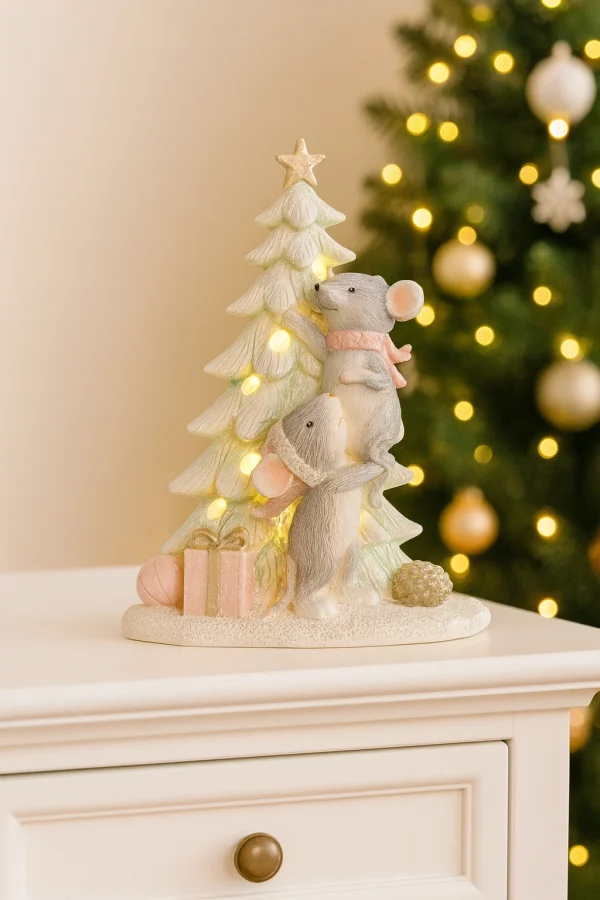 Weihnachtsmäuse am Christbaum